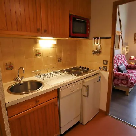 Lejlighed Duplex 6 Pers Pied Des Pistes, Wifi, Balcon, Classe 2 Etoiles, Areches-beaufort - Fr-1-342-245